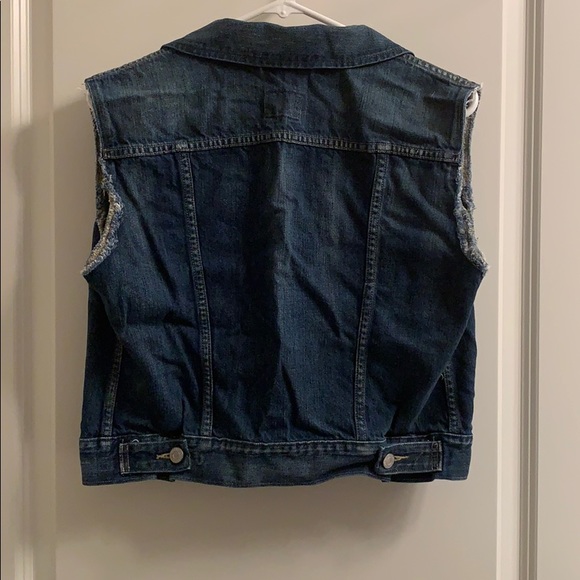Sleeveless jean vest - Picture 2 of 2